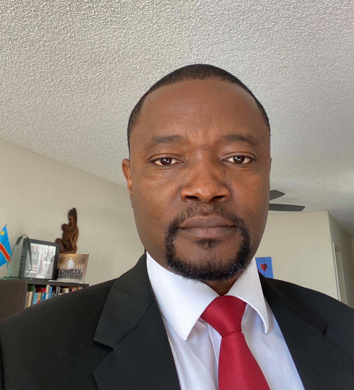 RDC: Depuis les USA, le Professeur Dr. Justin Mudekereza exige à Thambwe Mwamba de demander publiquement pardon à la Sénatrice Bijou Goya et à toutes les femmes congolaises