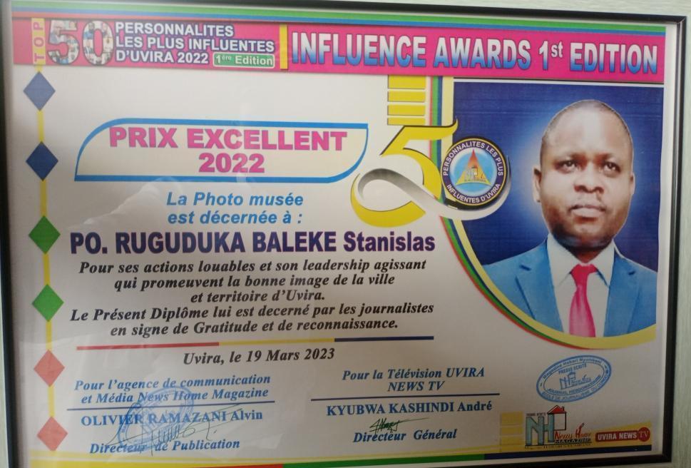 Le Prof. Stanislas Ruguduka Baleke sacré Homme Politique le plus influent d’Uvira